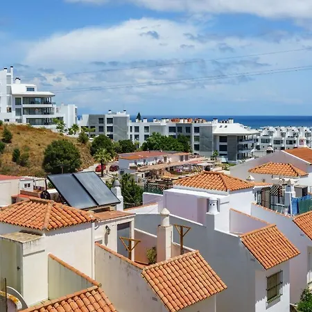 Appartamento Cozy Terrace With Pool By Costarentals - Ref 206 *