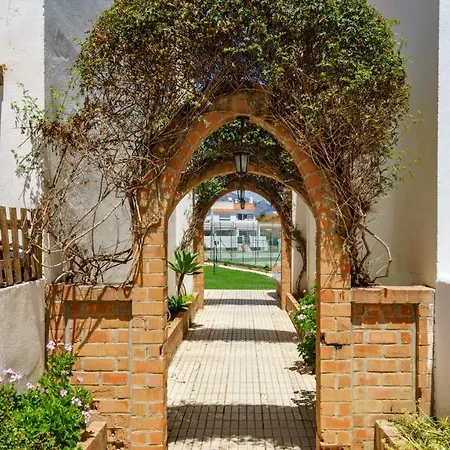 Cozy Terrace With Pool By Costarentals - Ref 206 * فوينخيرولا