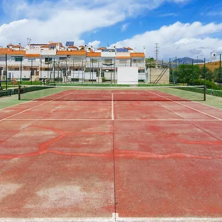 Cozy Terrace With Pool By Costarentals - Ref 206 Appartamento *