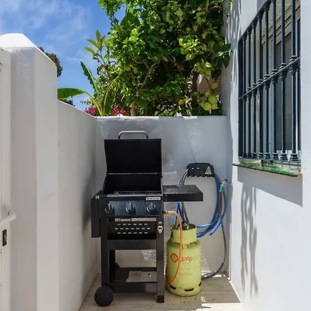 Cozy Terrace With Pool By Costarentals - Ref 206 *