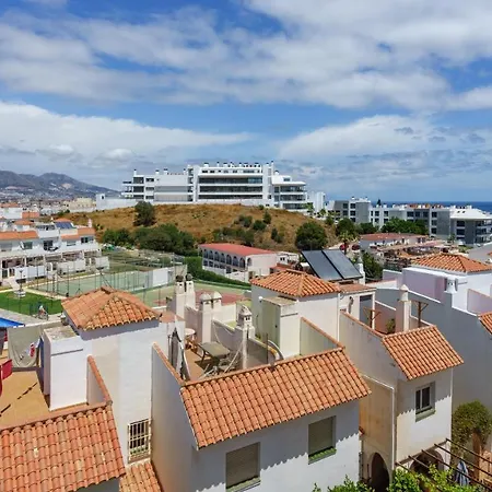 Cozy Terrace With Pool By Costarentals - Ref 206 アパート