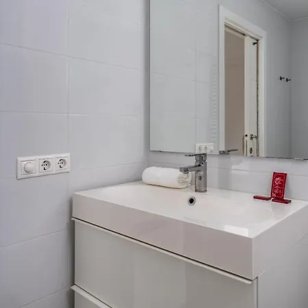 Appartement Cozy Terrace With Pool By Costarentals - Ref 206 *