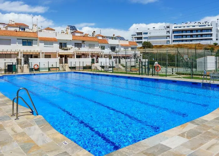 Cozy Terrace With Pool By Costarentals - Ref 206 *