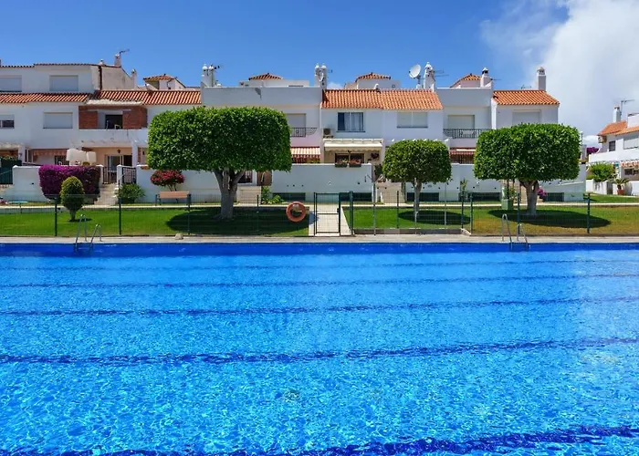 Appartement Cozy Terrace With Pool By Costarentals - Ref 206 *